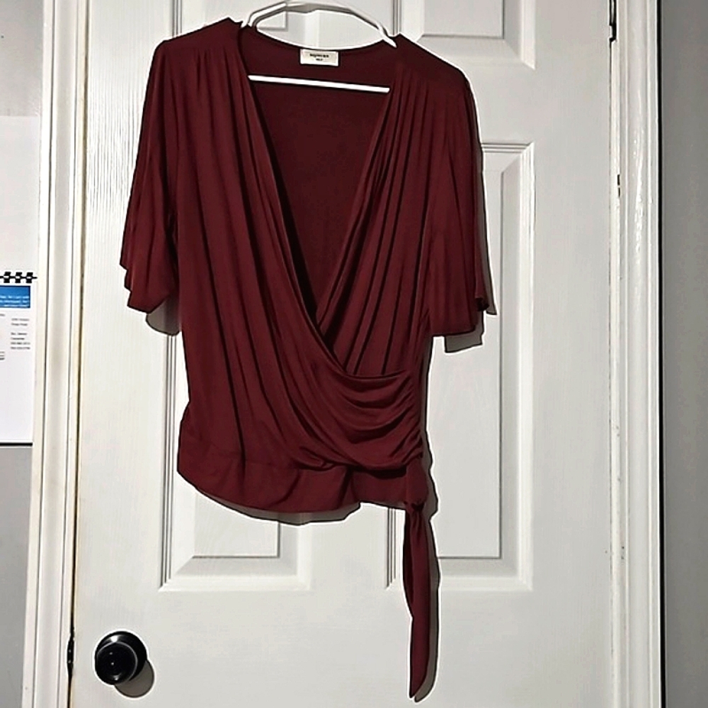 EUC SOJOURN FAUX WRAP TOP XXLP